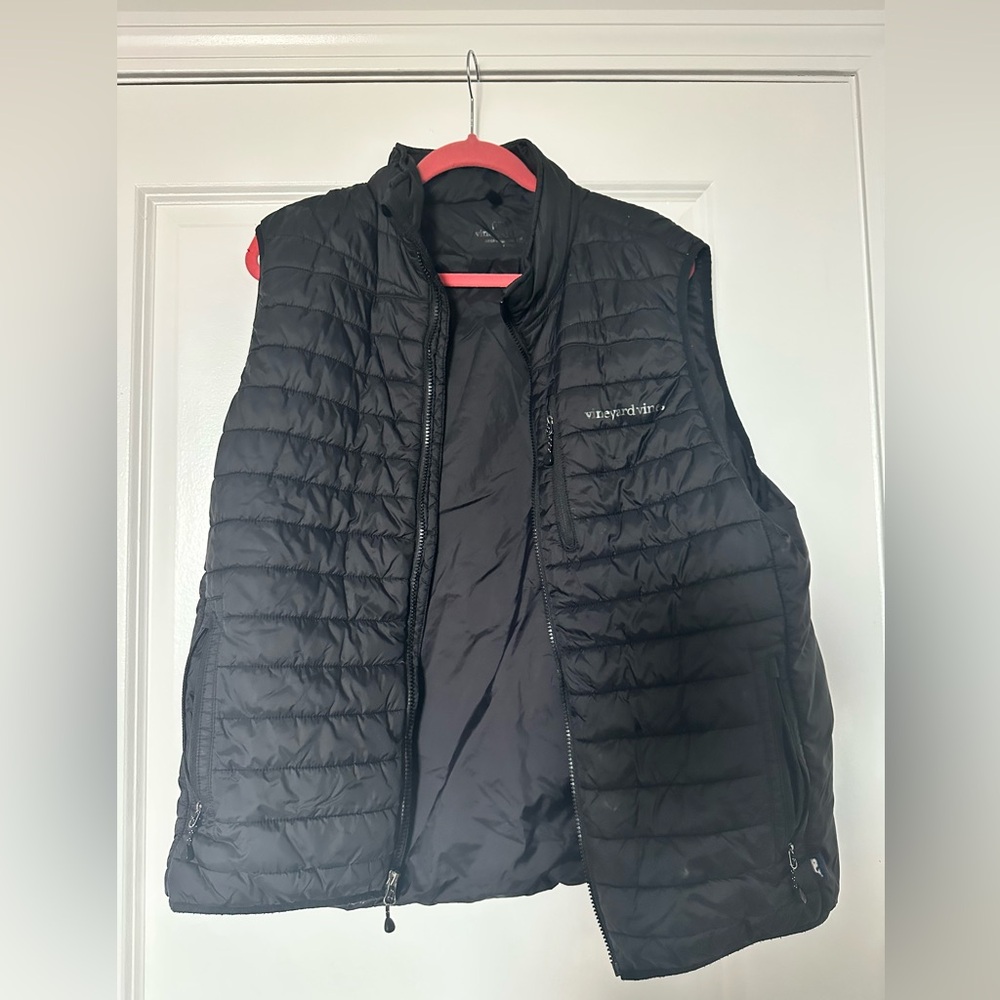 Vineyard Vines Men's Black Quilted Vest